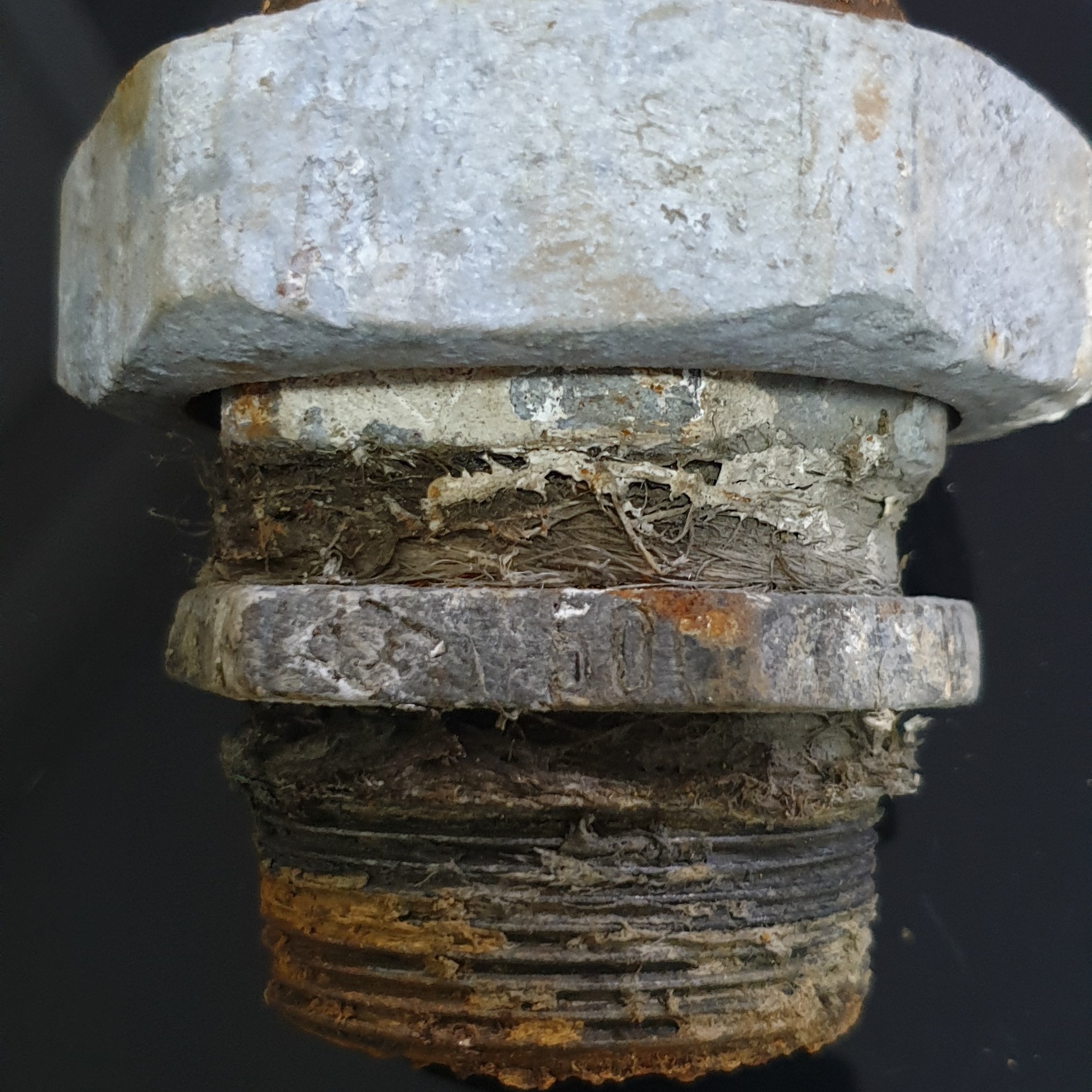 PASLANAN SU BORULARI DEĞİŞİYOR